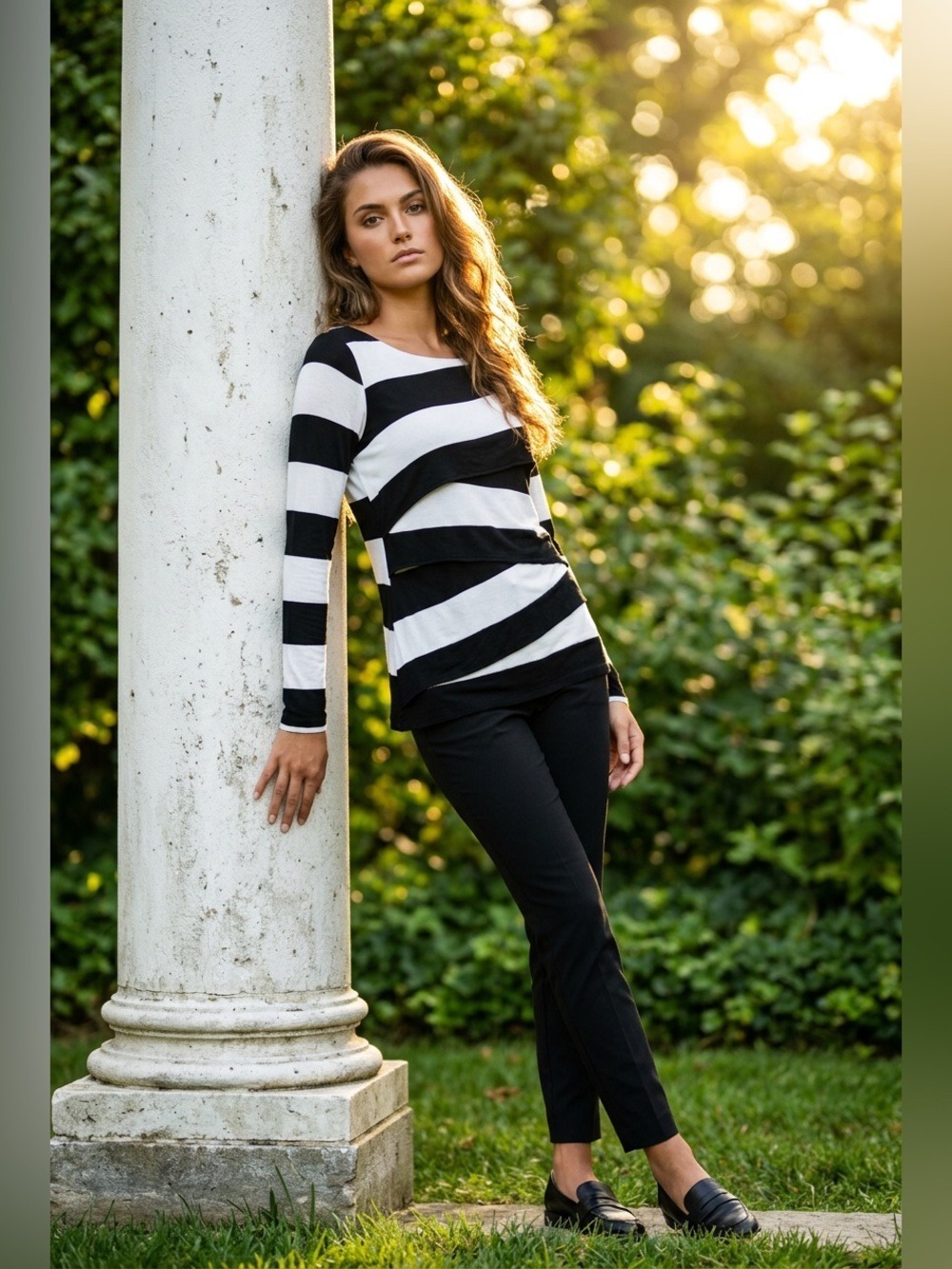 Vince Camuto Black & White Abstract Cross-Layered Top - Small